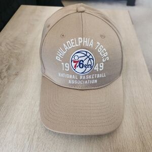 Philadelphia 76ers hat